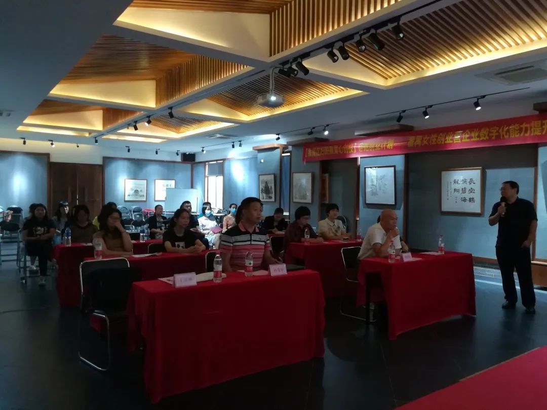 花城控股集團(tuán) 花城控股集團(tuán)