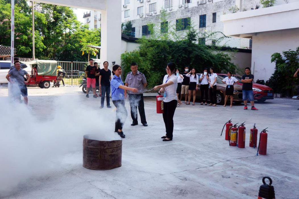 花城創意產業園消防安全知識培訓及演練順利舉行